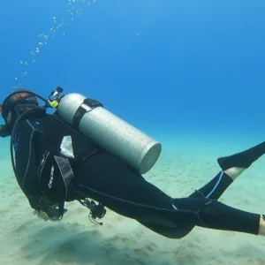 Beginner scuba diving experience in calm ocean waters