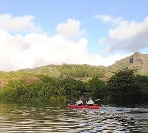 Hiking tour to hidden Secret Falls waterfall spot
