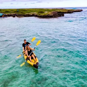 Kayak and e-bike adventure exploring Popoia Island landscapes