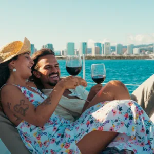 Group enjoying top scuba diving tour near Waikiki